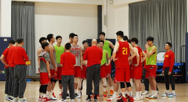 中国男篮春节低调开练 阵容年轻化目标再胜日本