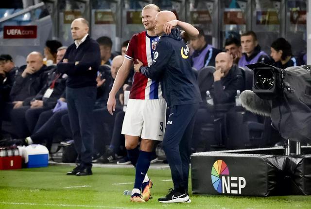 挪威主帅：哈兰德单场5球2助攻并且让点，他不能做得更好了